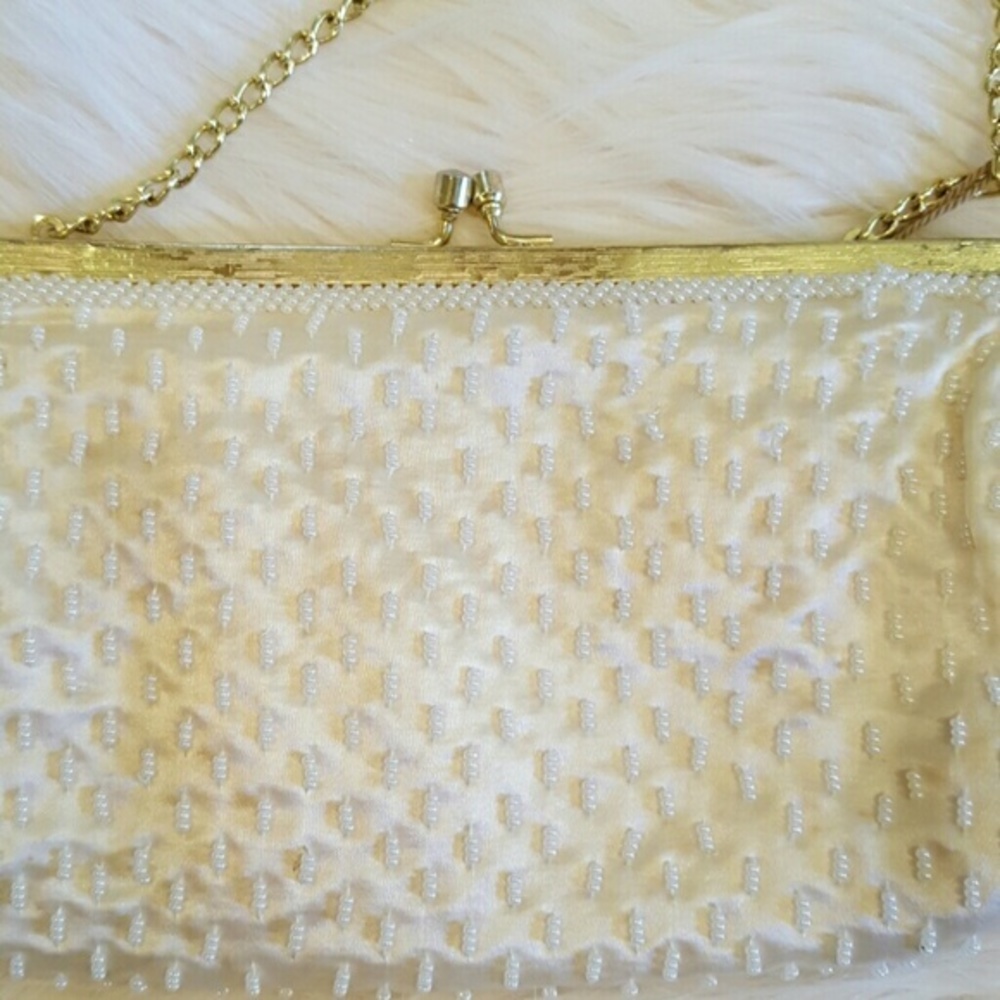 VINTAGE WALBORG‎ CREAM (as is) PURSE - Picture 3 of 3